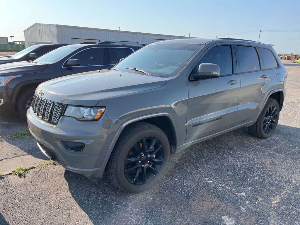 2021 Jeep Grand Cherokee Laredo X 3