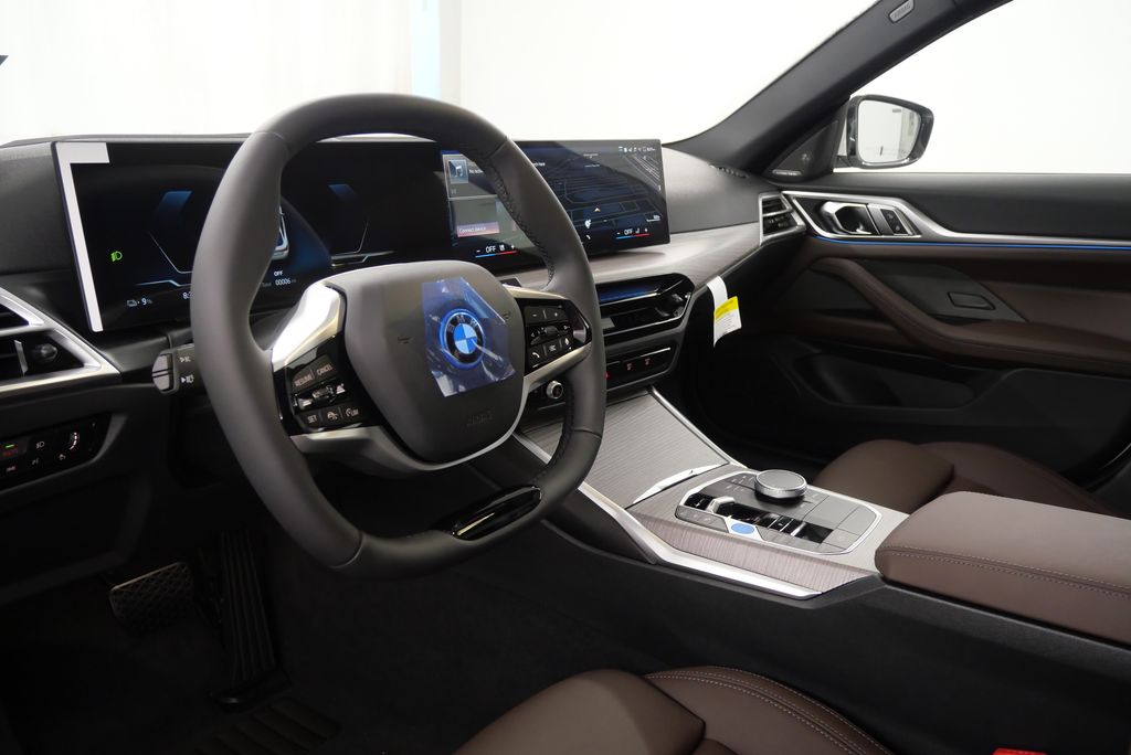 2025 BMW i4 eDrive40 14