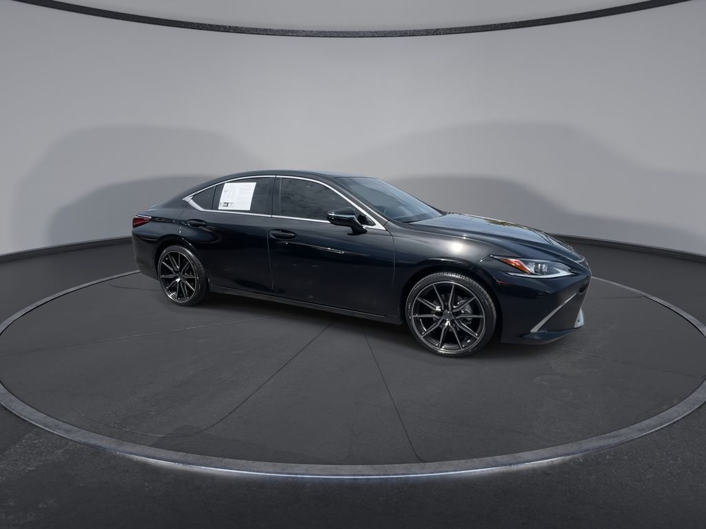 Thumbnail: 2023 Lexus ES - 9