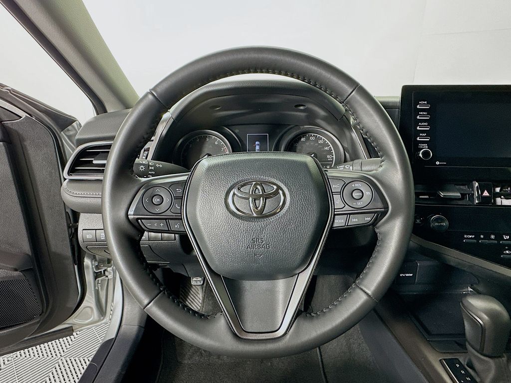 Thumbnail: 2024 Toyota Camry - 11