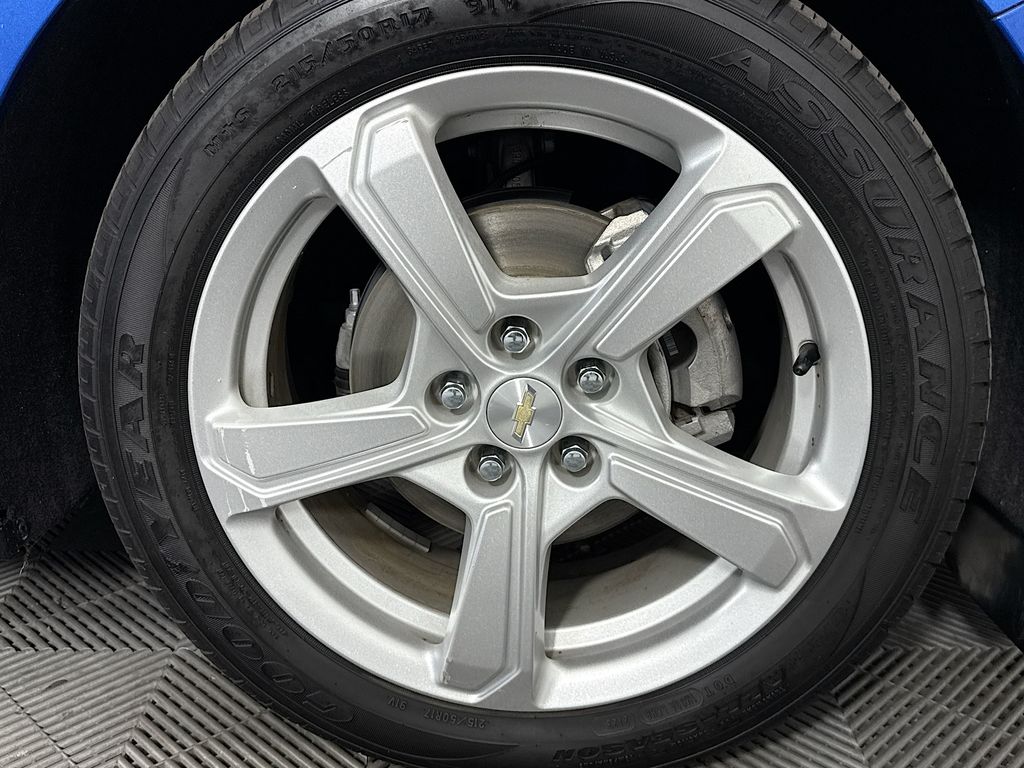 Thumbnail: 2016 Chevrolet Volt - 32