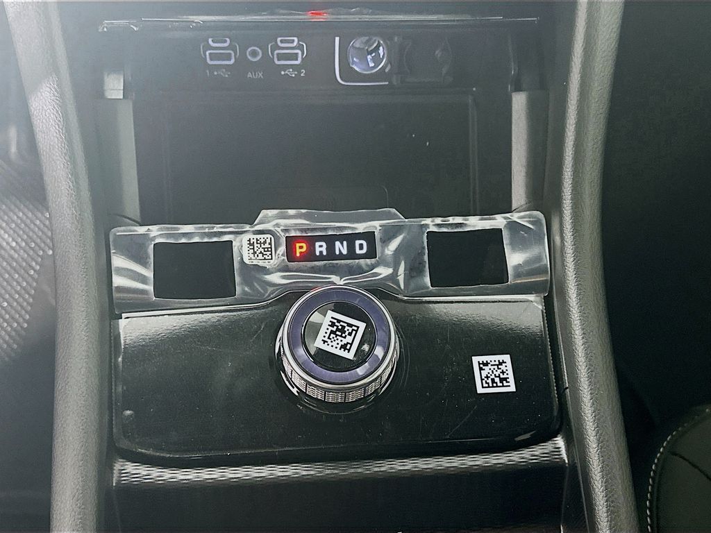 New 2025 Silver Jeep Laredo X image 12