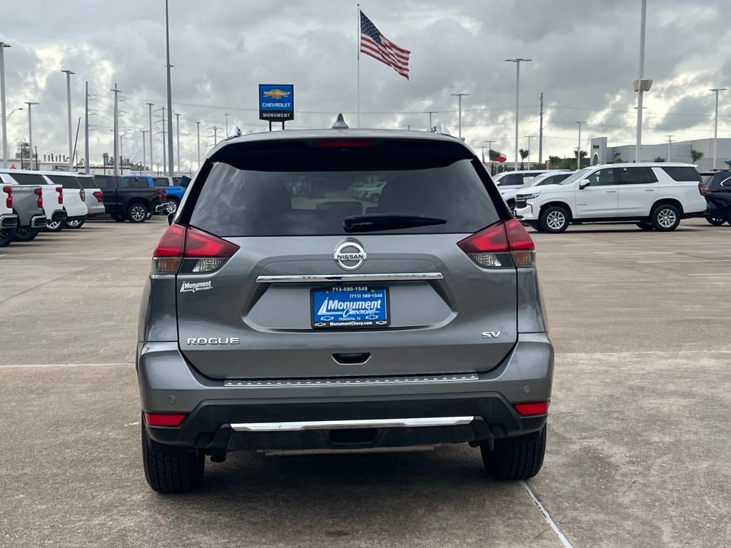 2020 Nissan Rogue SV Gray at Community Honda