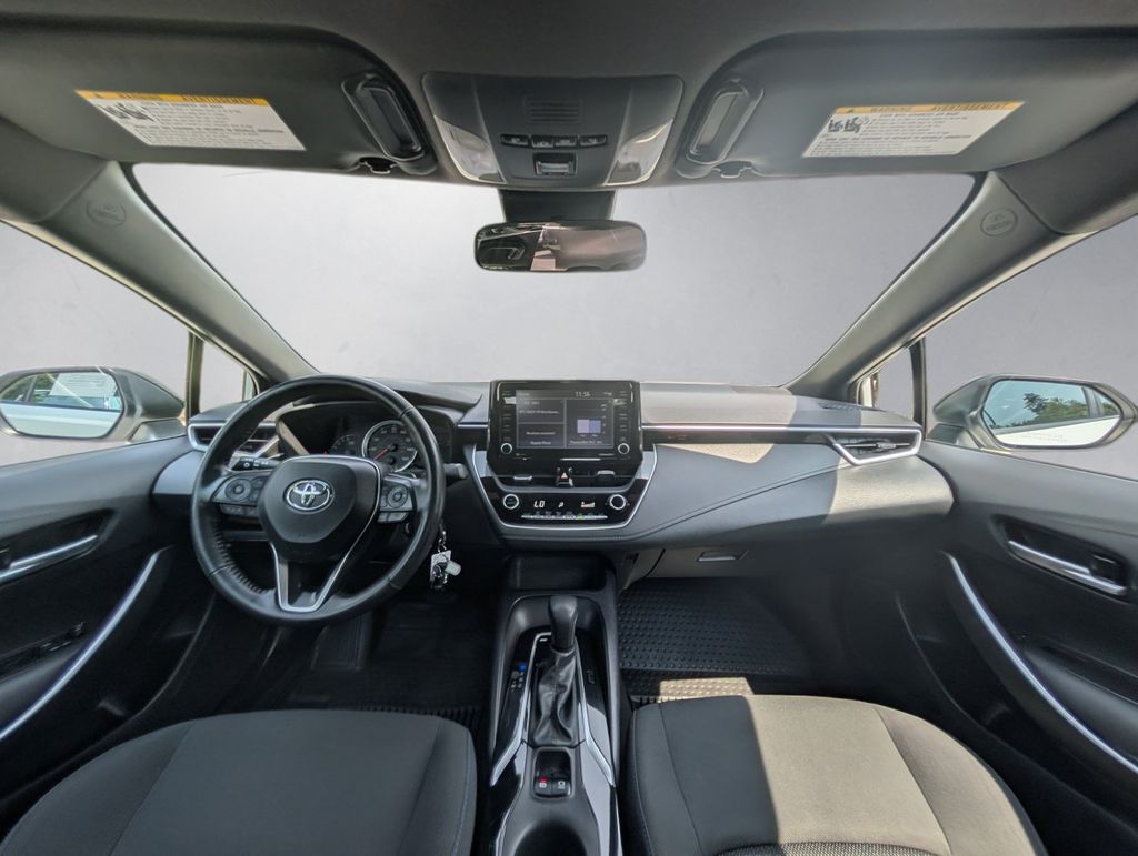 Used 2022 White Toyota SE Nightshade image 3
