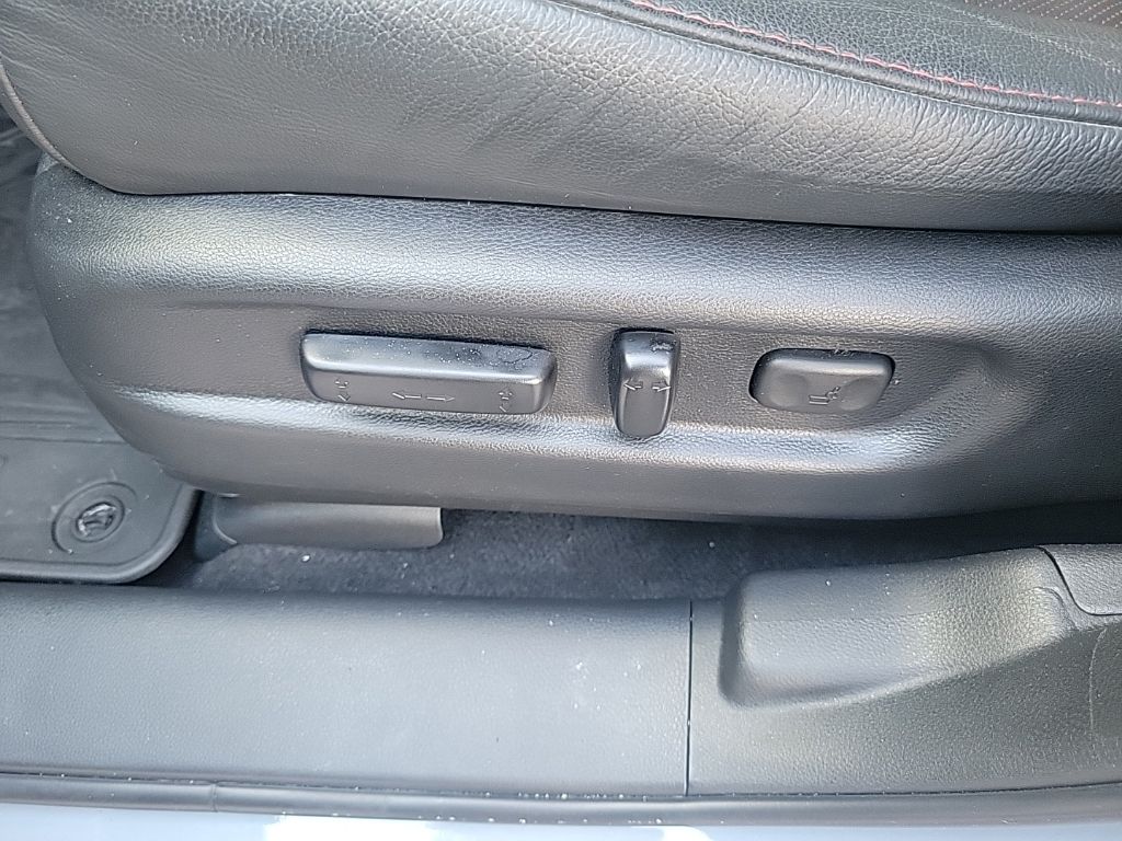 Certified Used 2024 Gray Honda Black Edition image 21