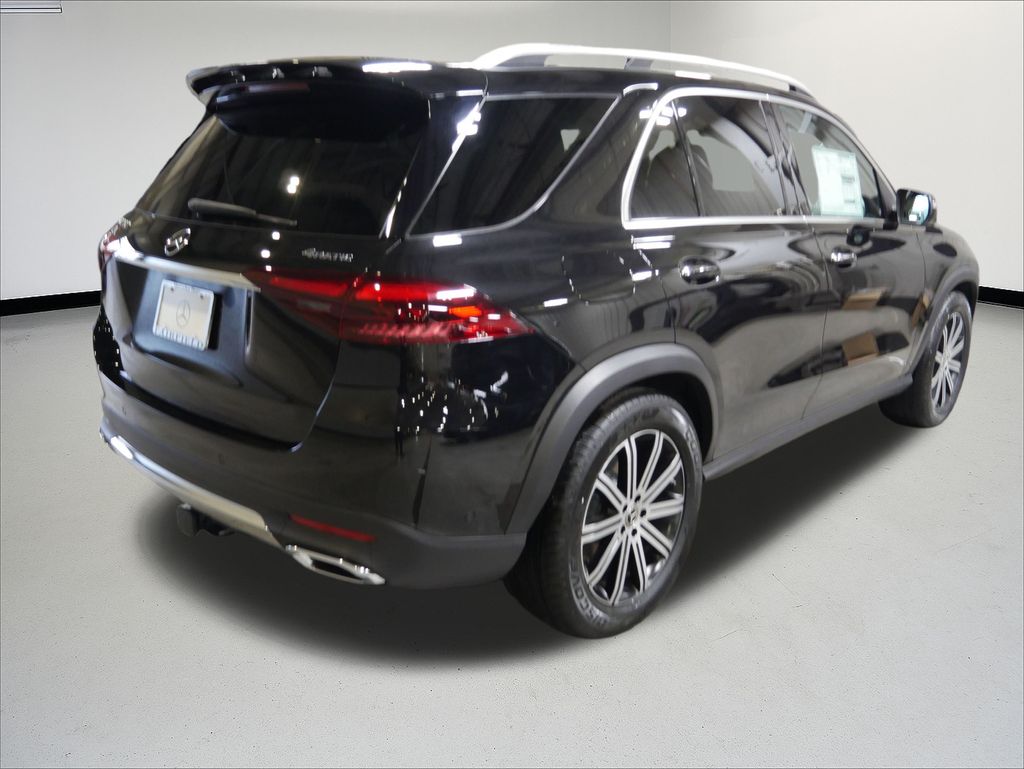 Thumbnail: 2026 Mercedes-Benz GLE - 5