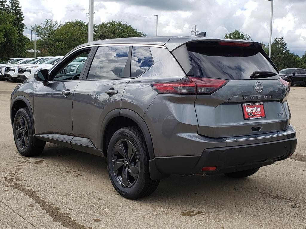Photo 5 of 2026 Nissan Rogue SV