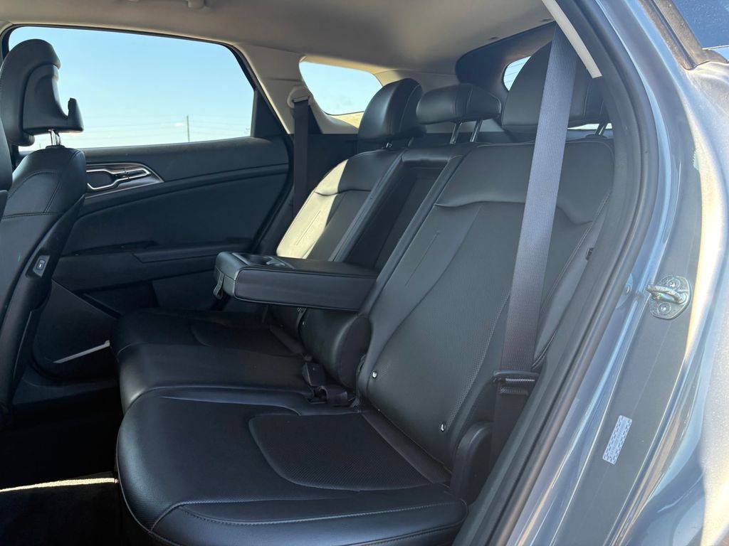 2025 Kia Sportage EX Silver at Shottenkirk Kia Fort Bend