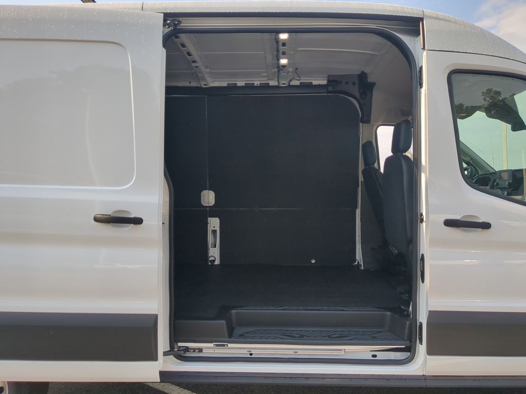 2025 Ford Transit 250