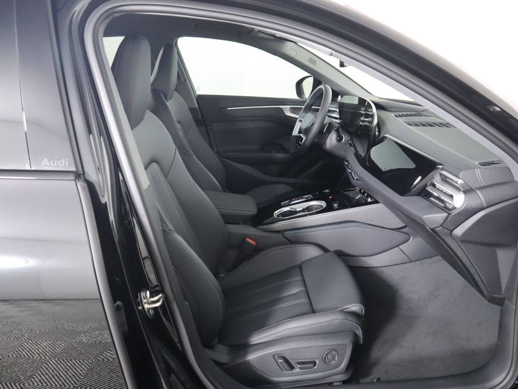 Thumbnail: 2026 Audi A6 - 22