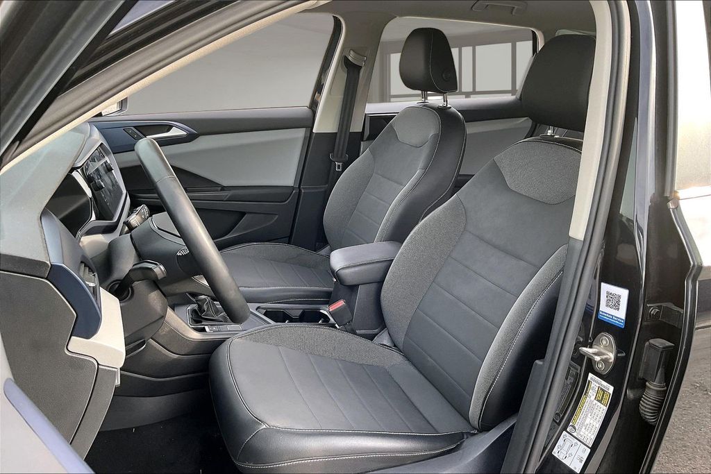 Used 2022 Volkswagen Taos SUV