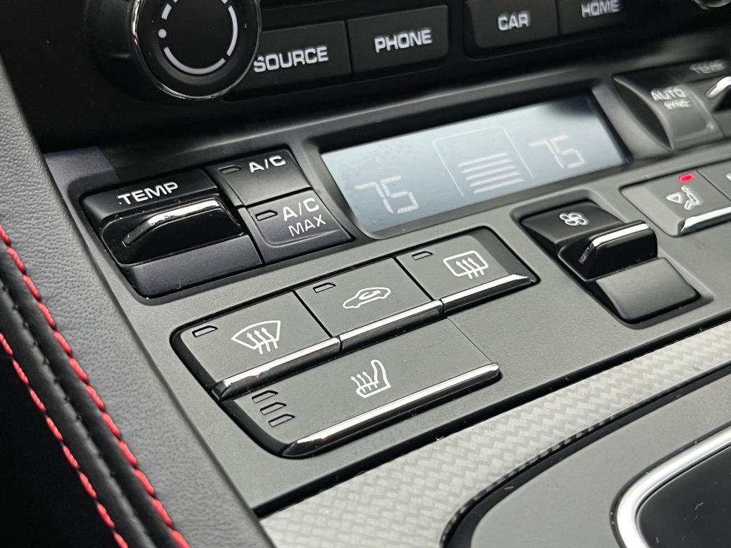 Thumbnail: 2022 Porsche 718 Boxster - 17