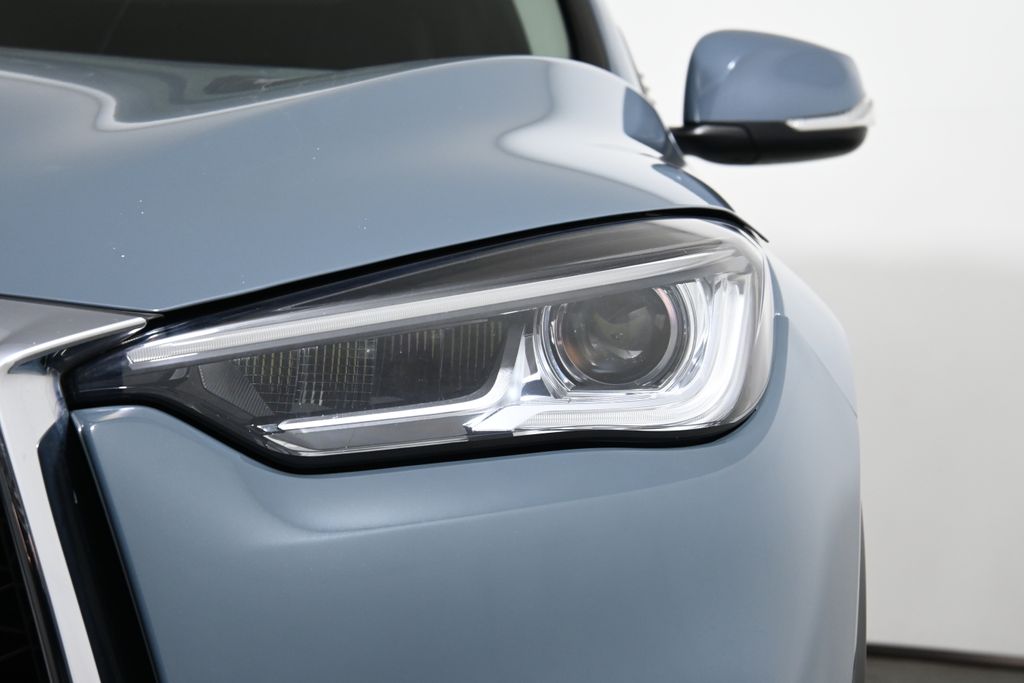 2022 INFINITI QX50 Luxe 10