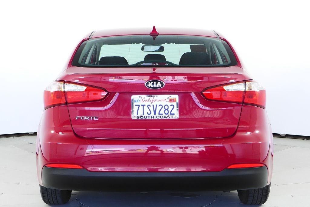 Thumbnail: 2016 Kia Forte - 8