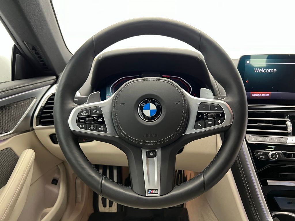 Thumbnail: 2025 BMW 8 Series - 21