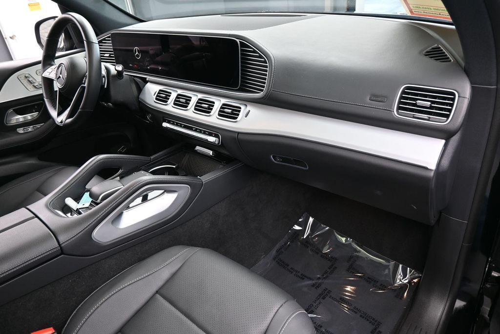 Used 2026 Black Mercedes-Benz GLE 350 image 50