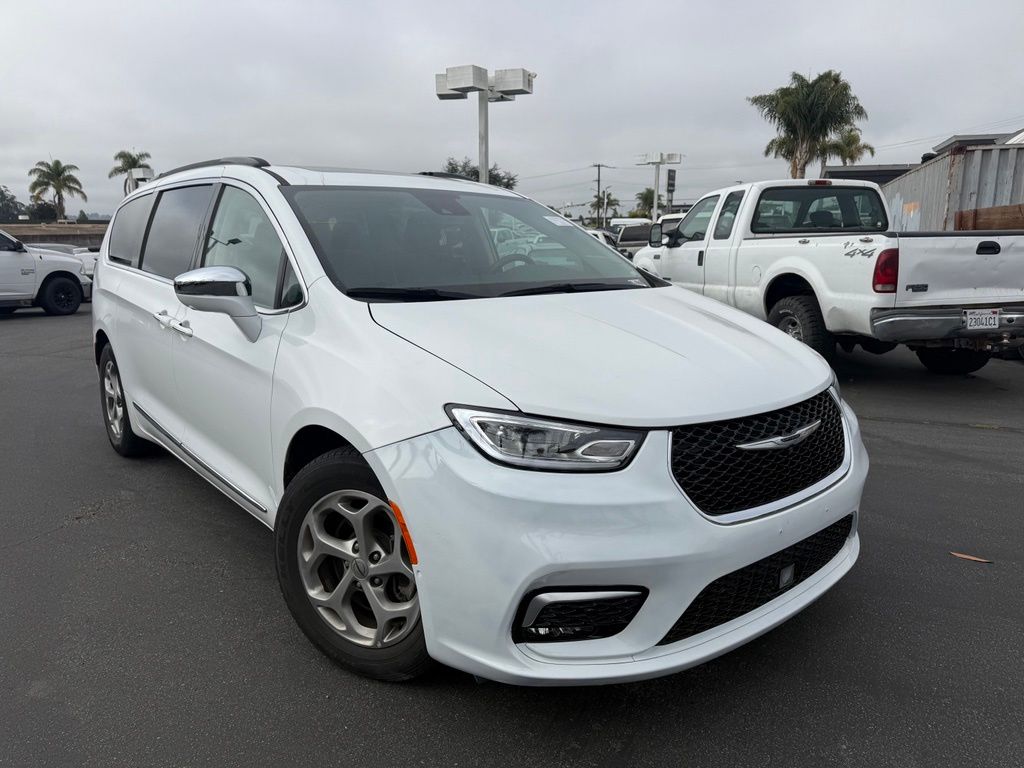 Bright White Clearcoat 2022 Chrysler Pacifica Minivan Front-Wheel Drive 9-Speed Automatic