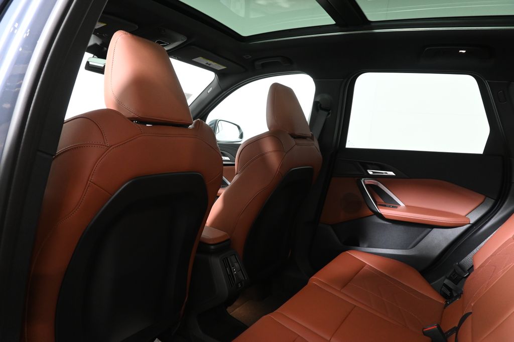 Thumbnail: 2026 BMW X1 - 32