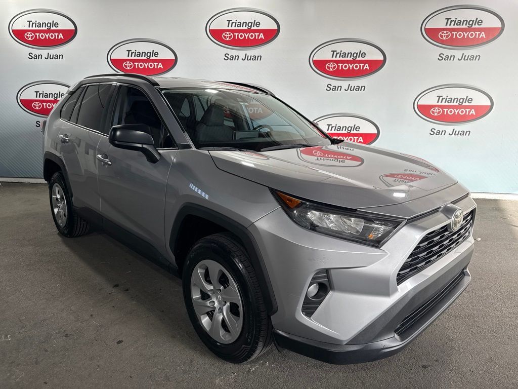 Thumbnail: 2019 Toyota RAV4 - 3