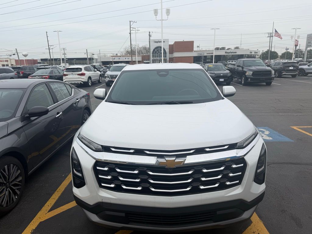 Summit White 2025 Chevrolet Equinox LT FWD SUV / Crossover Front-Wheel Drive Continuously Variable Transmission