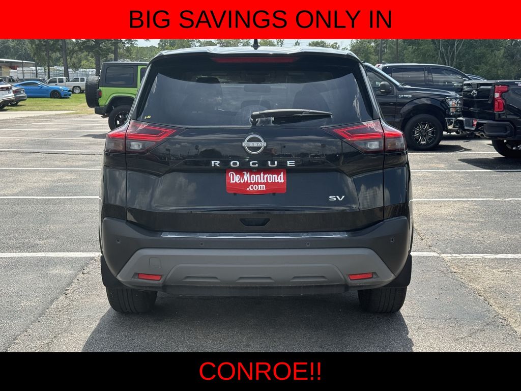 2023 Nissan Rogue SV - 5