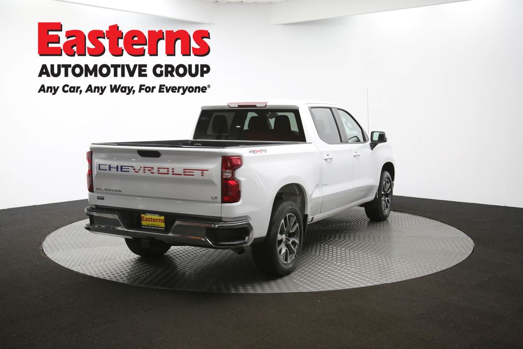 Used 2022 White Chevrolet LT image 40