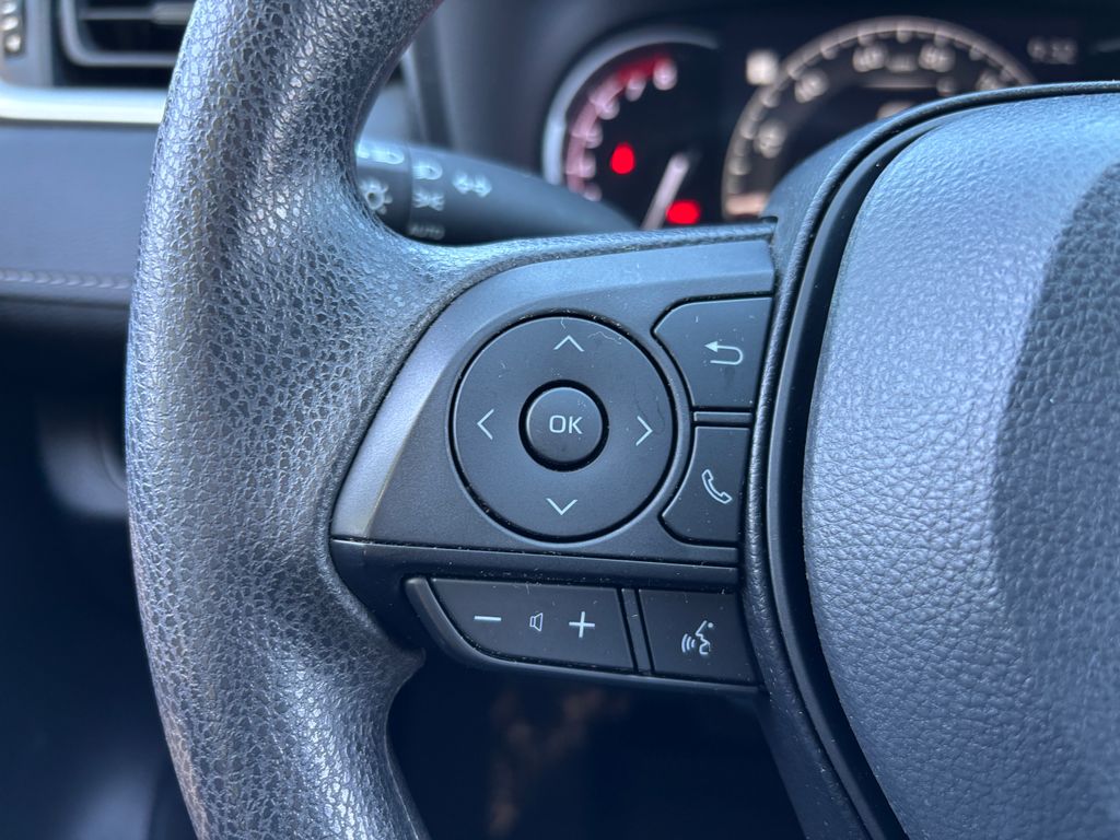 Thumbnail: 2024 Toyota RAV4 - 11