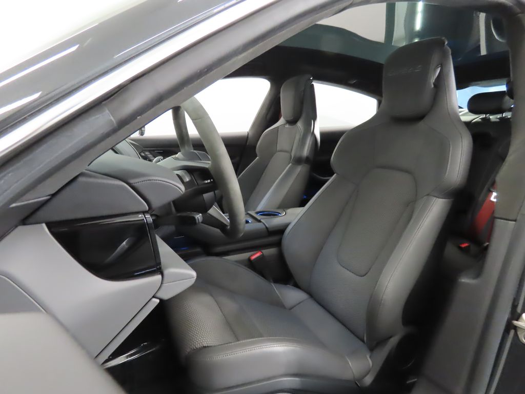 Thumbnail: 2020 Porsche Taycan - 5