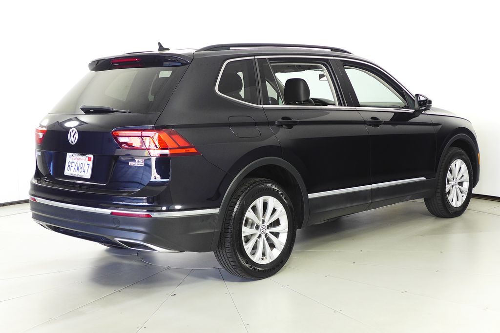 Thumbnail: 2018 Volkswagen Tiguan - 7