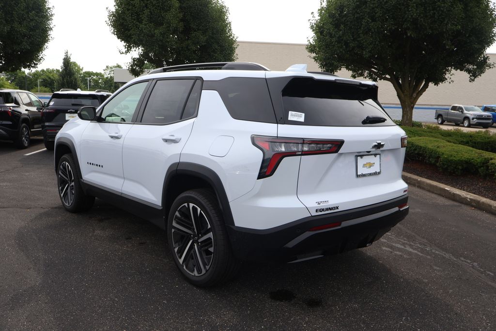 Thumbnail: 2026 Chevrolet Equinox - 11