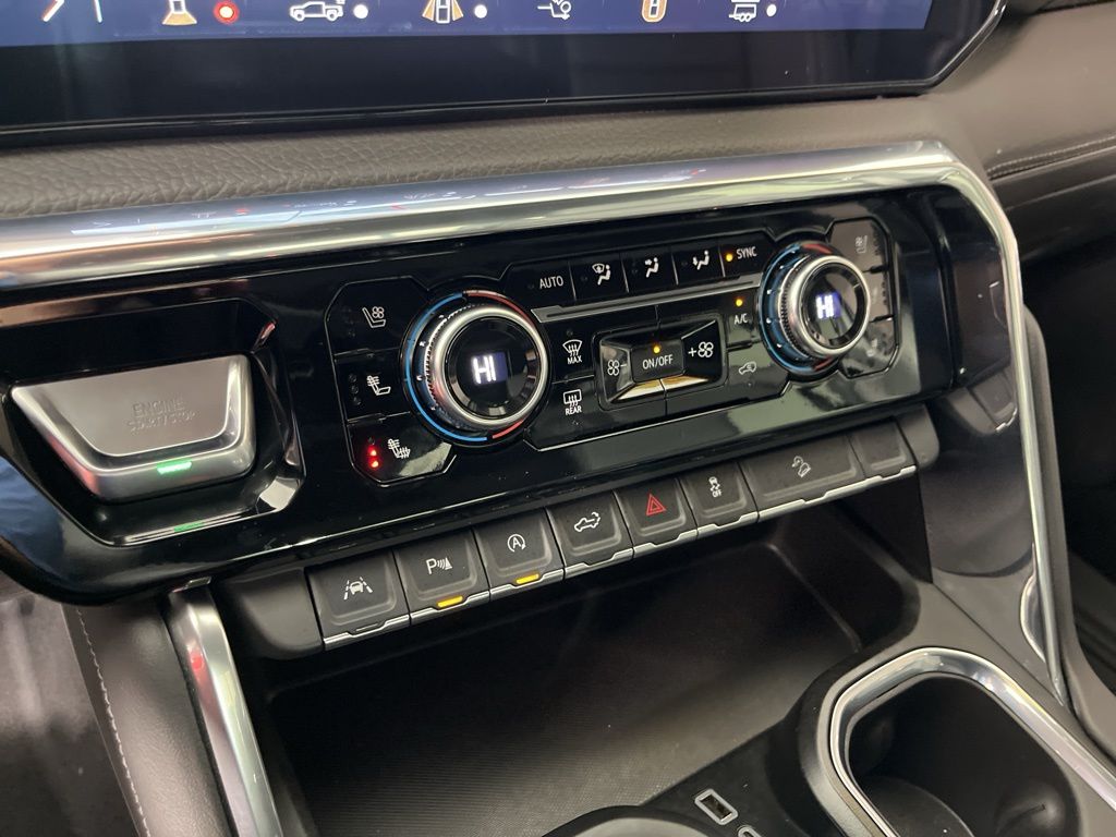 Thumbnail: 2025 GMC Sierra 1500 - 31