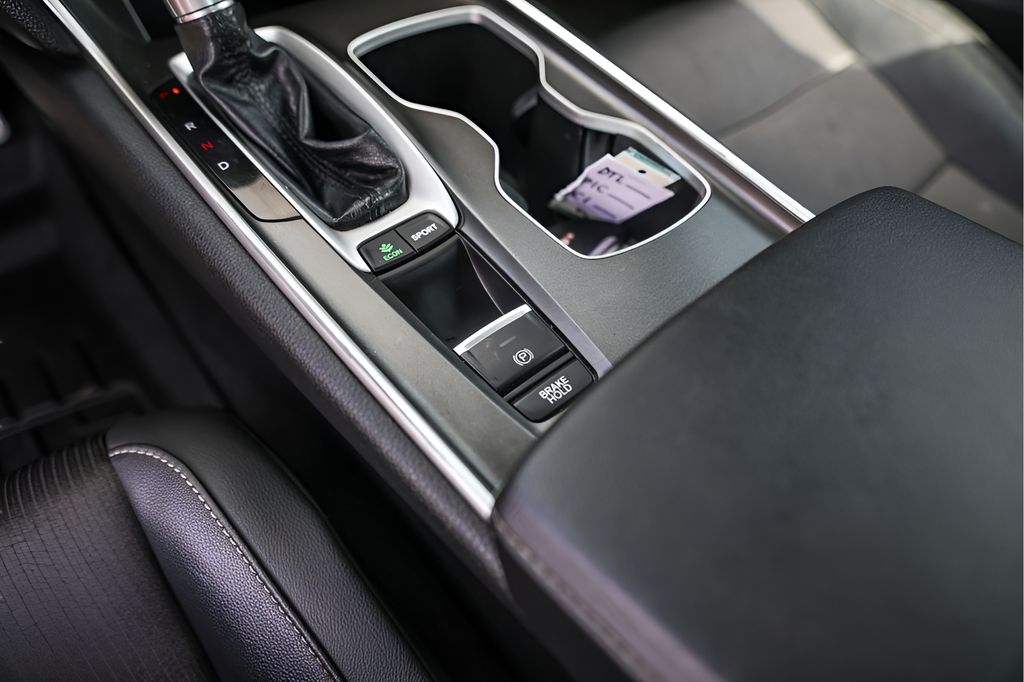 Used Car 2020 Honda Accord  Sport For Sale Under $25,000 In Austin, Texas