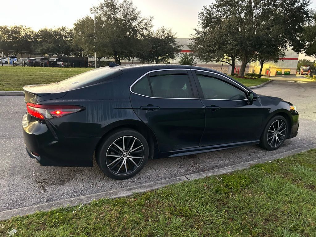 Thumbnail: 2021 Toyota Camry - 5