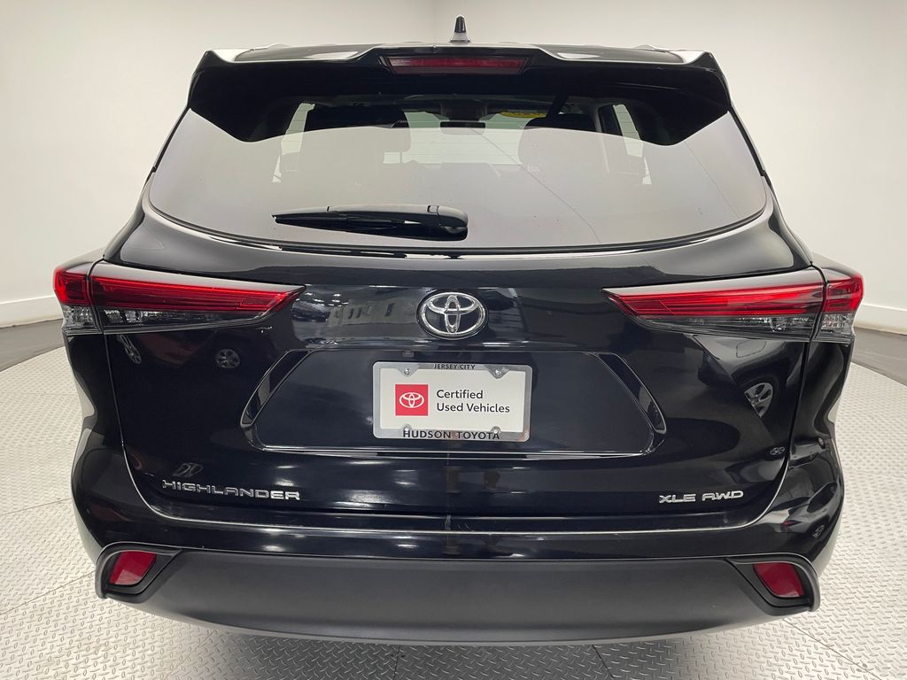 2023 Toyota Highlander XLE 6