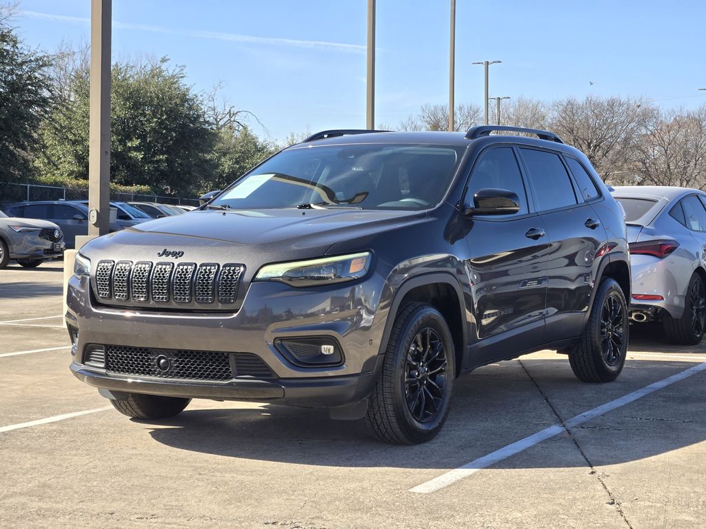 used 2023 Jeep Cherokee car, priced at $21,392