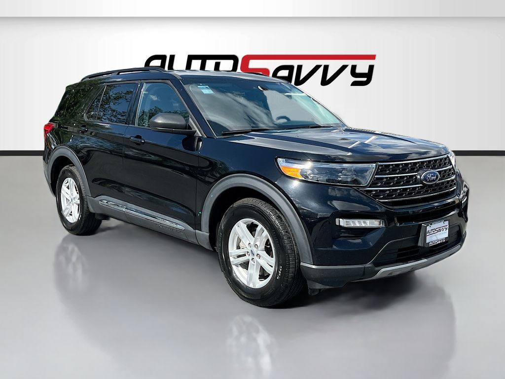 2024 Ford Explorer XLT 4WD's photo