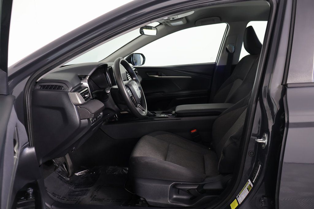 Thumbnail: 2025 Toyota Camry - 10