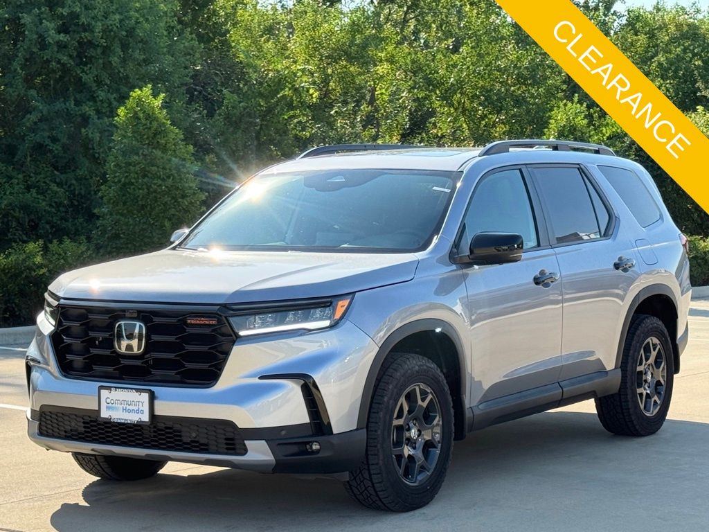2025 Honda Pilot TrailSport Silver at Bayway Cadillac of The Woodlands