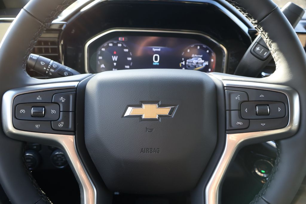 Thumbnail: 2026 Chevrolet Silverado 2500 - 21