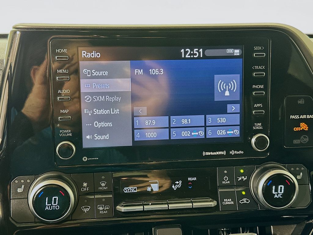 Thumbnail: 2021 Toyota Highlander - 14