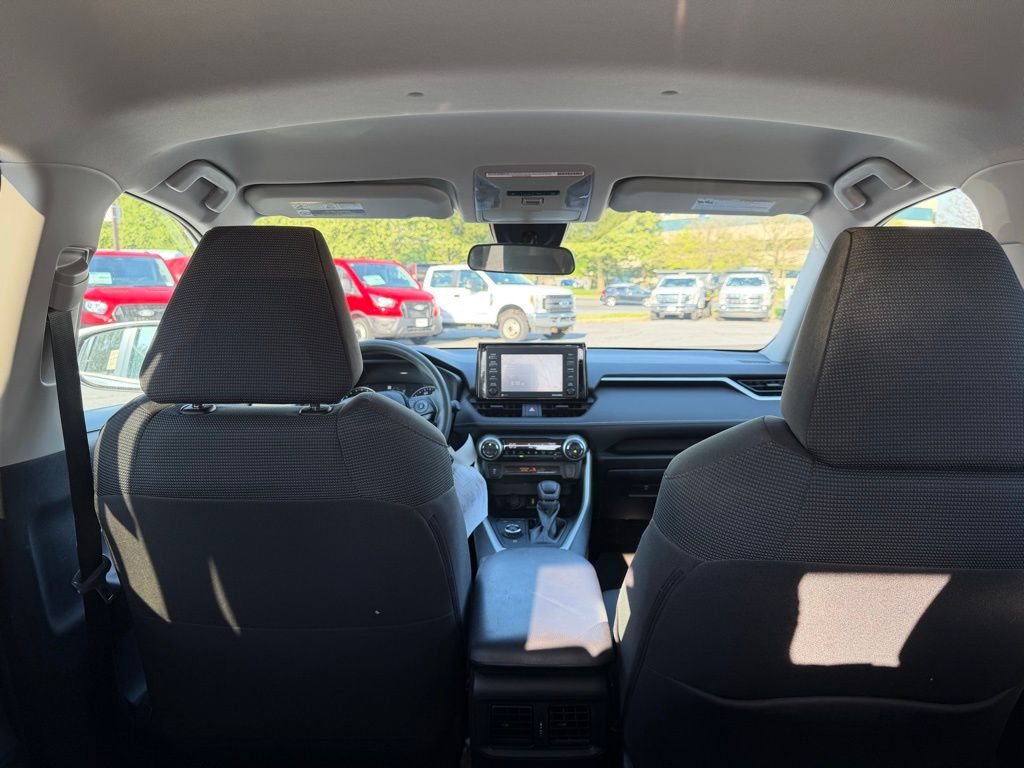 2022 Toyota RAV4 Hybrid LE