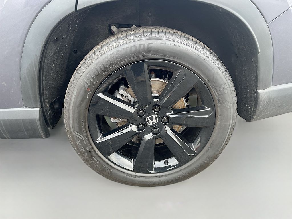 Used 2025 Gray Honda Black Edition image 34