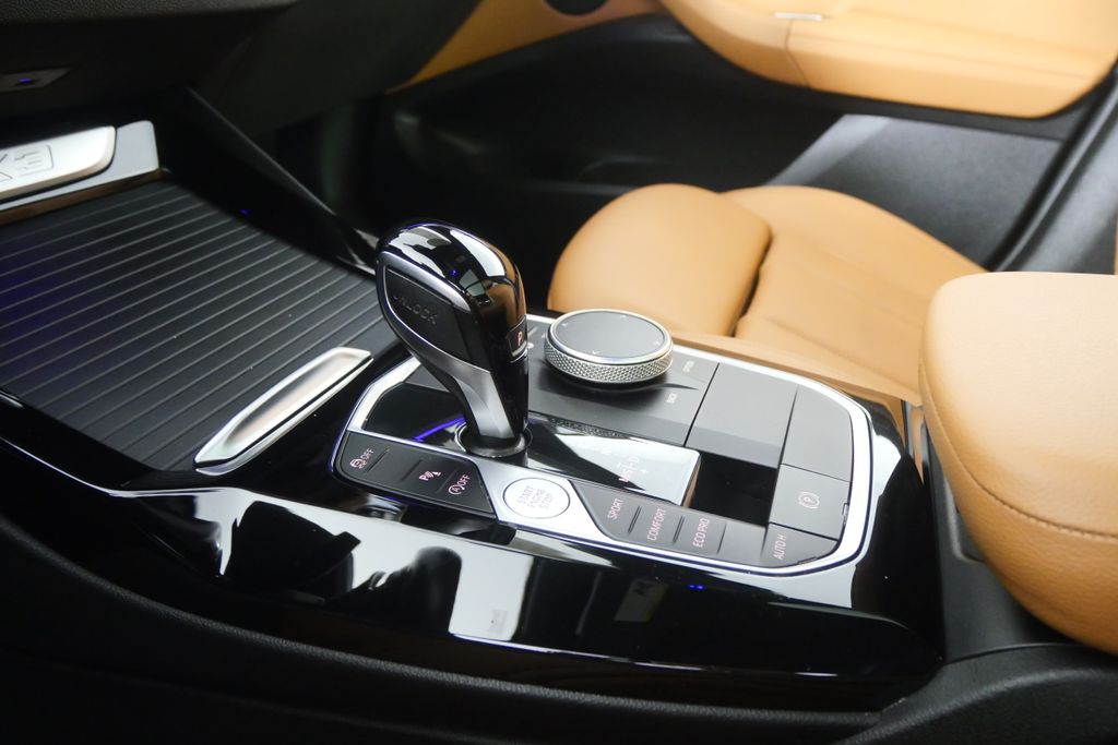 Thumbnail: 2022 BMW X3 - 26