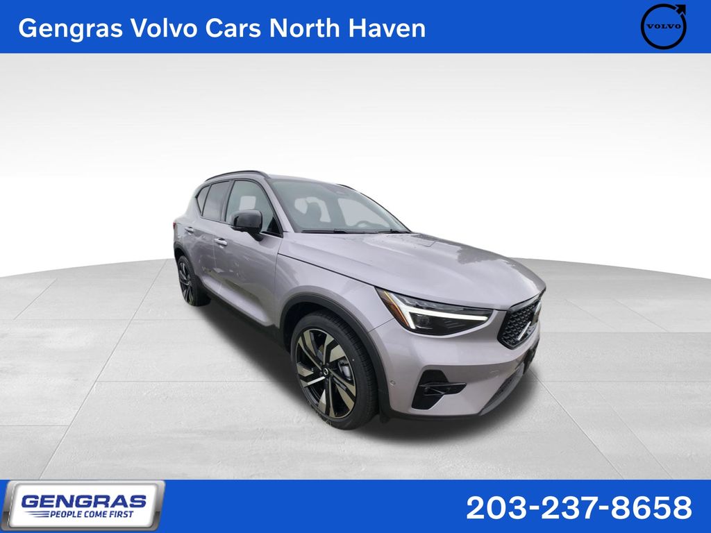 2026 Volvo XC40 B5 Ultra AWD