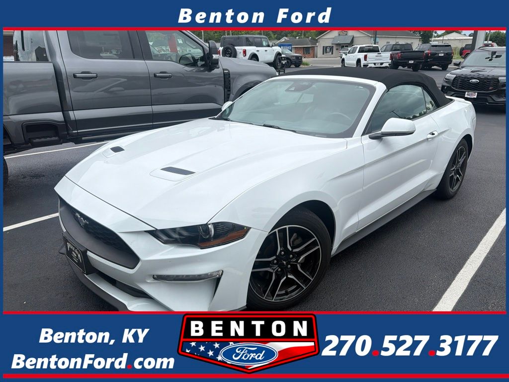 Oxford White 2022 Ford Mustang Convertible Rear-Wheel Drive Automatic