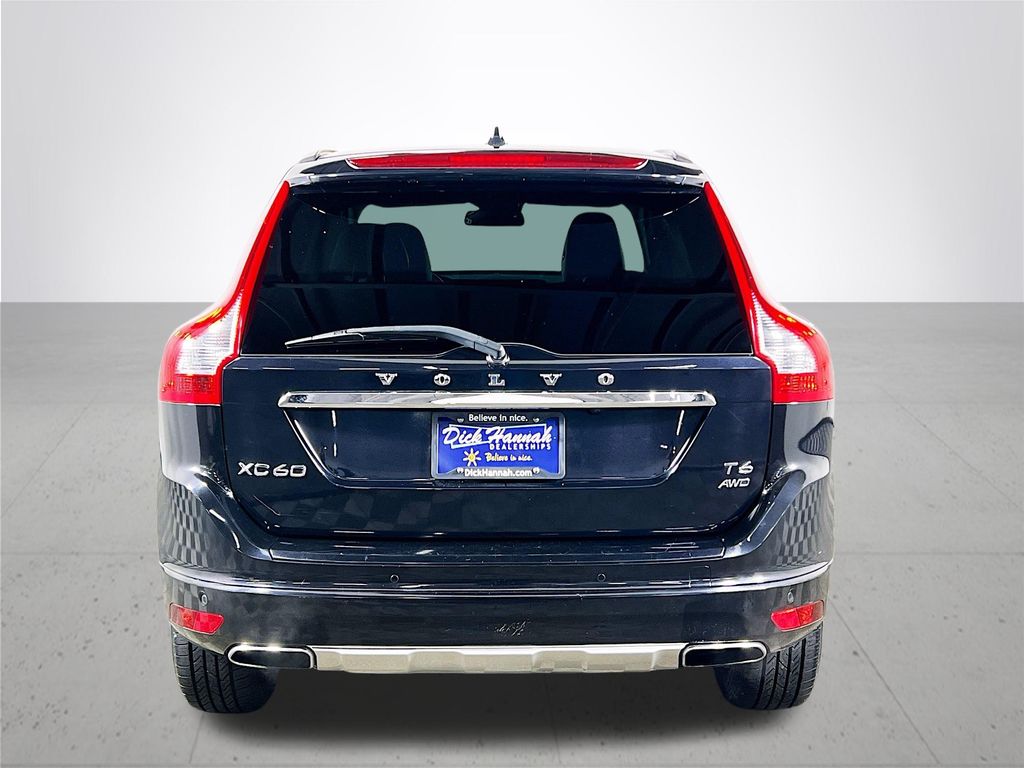 2014 Volvo XC60 T6 Platinum