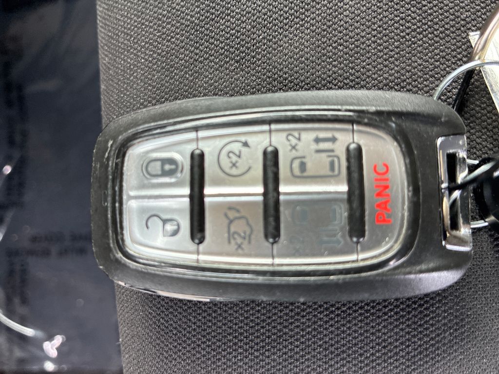 Used 2023 White Chrysler LX image 28