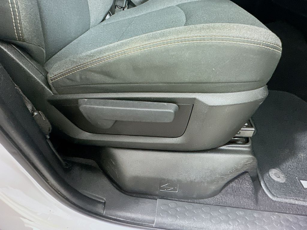 Used 2022 White Ram Tradesman image 23