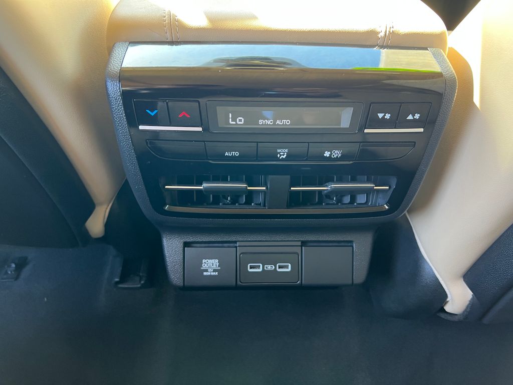 Thumbnail: 2023 Acura MDX - 24