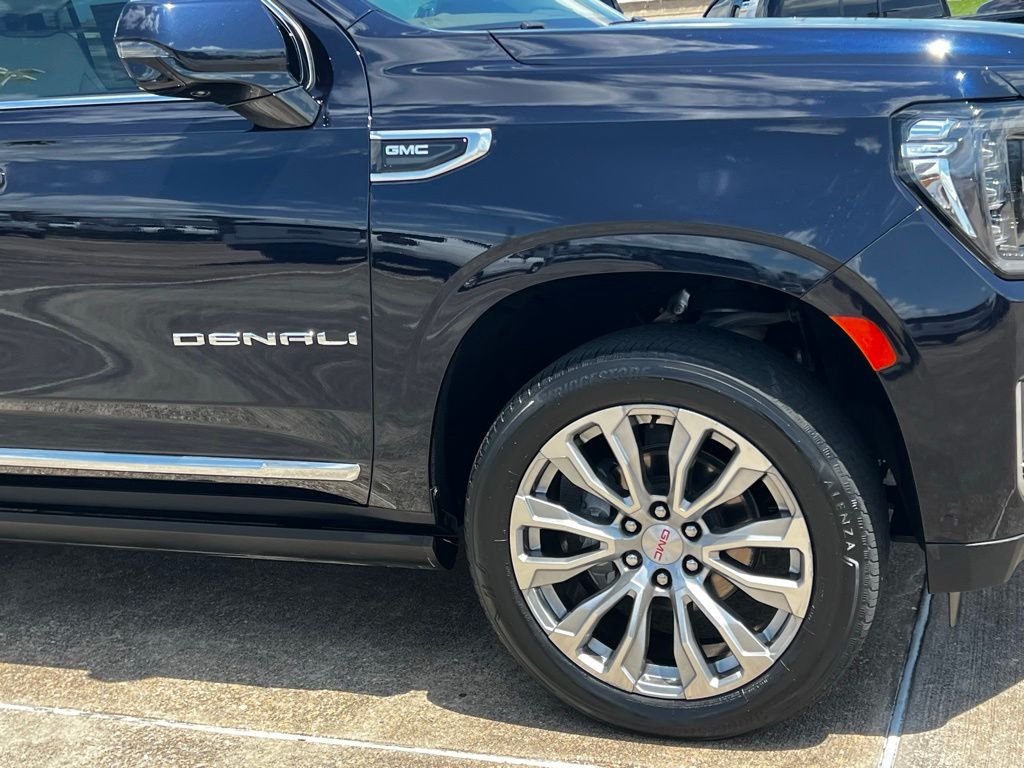 2023 GMC Yukon XL Denali Blue at Toyota of Victoria